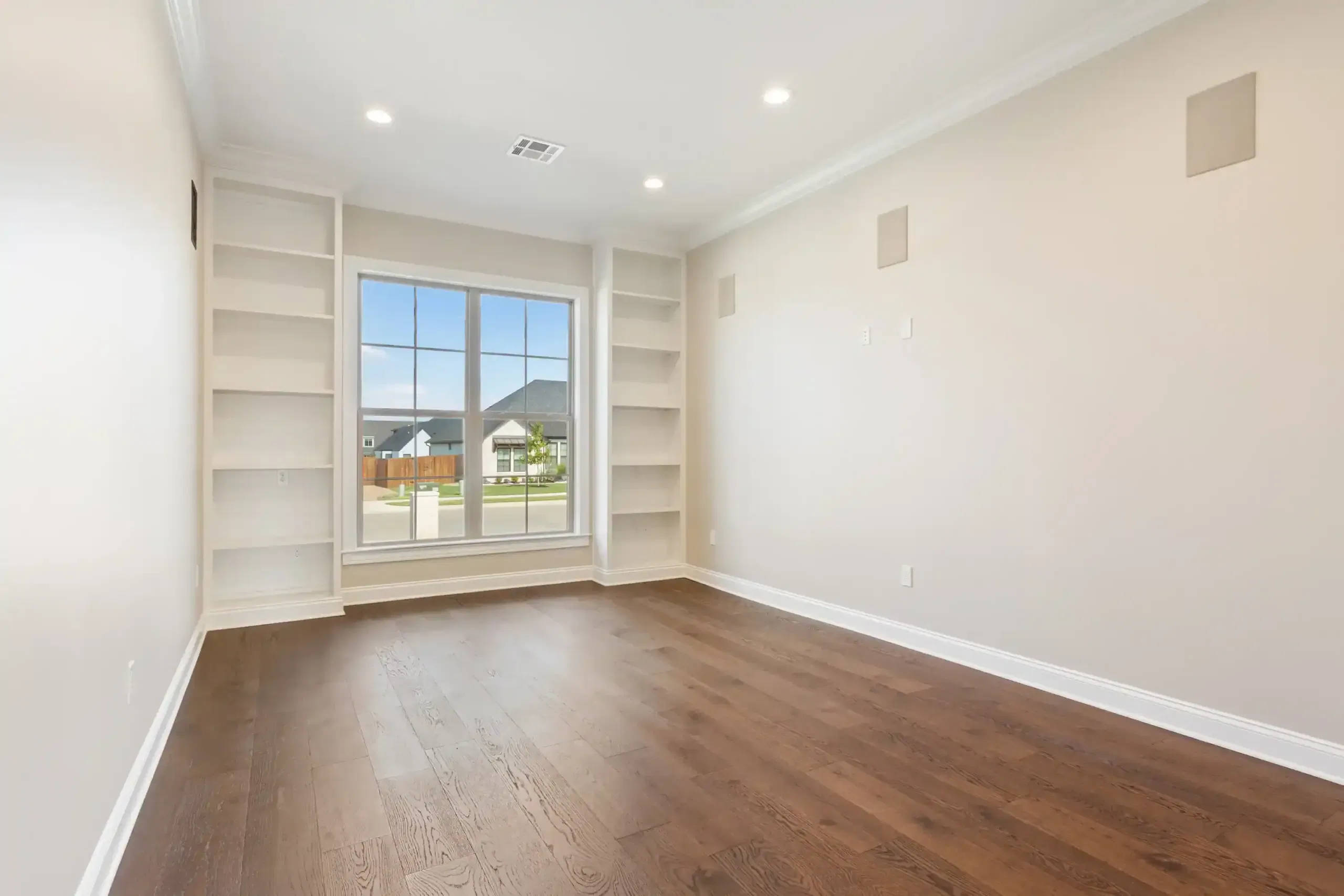 Keith Gunn Construction Waco, Texas - Dream Home Luxury Bedroom