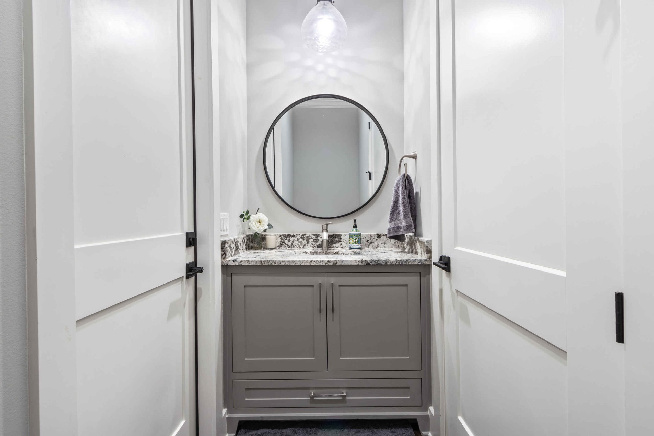 Keith Gunn Construction Waco, Texas - Luxury Wash Basin