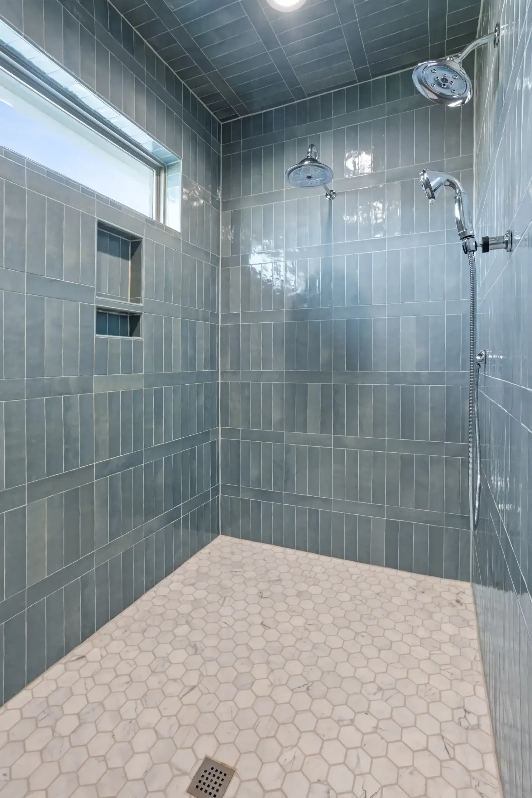 Keith Gunn Construction Waco, Texas Home builder - Master bathroom Shower & Designer Tile