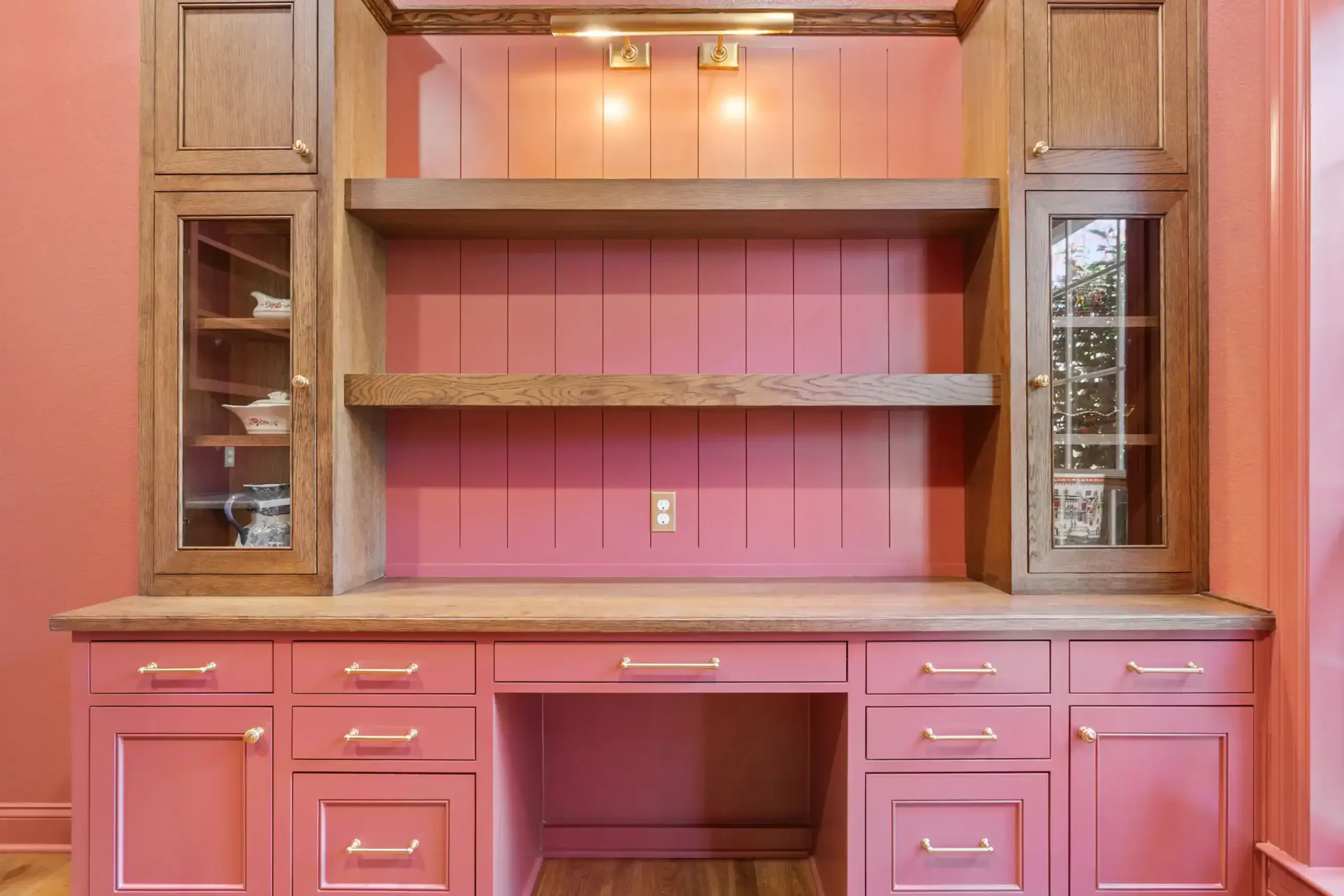 Keith Gunn Construction Waco, Texas Home builder - Built In China Cabinetry