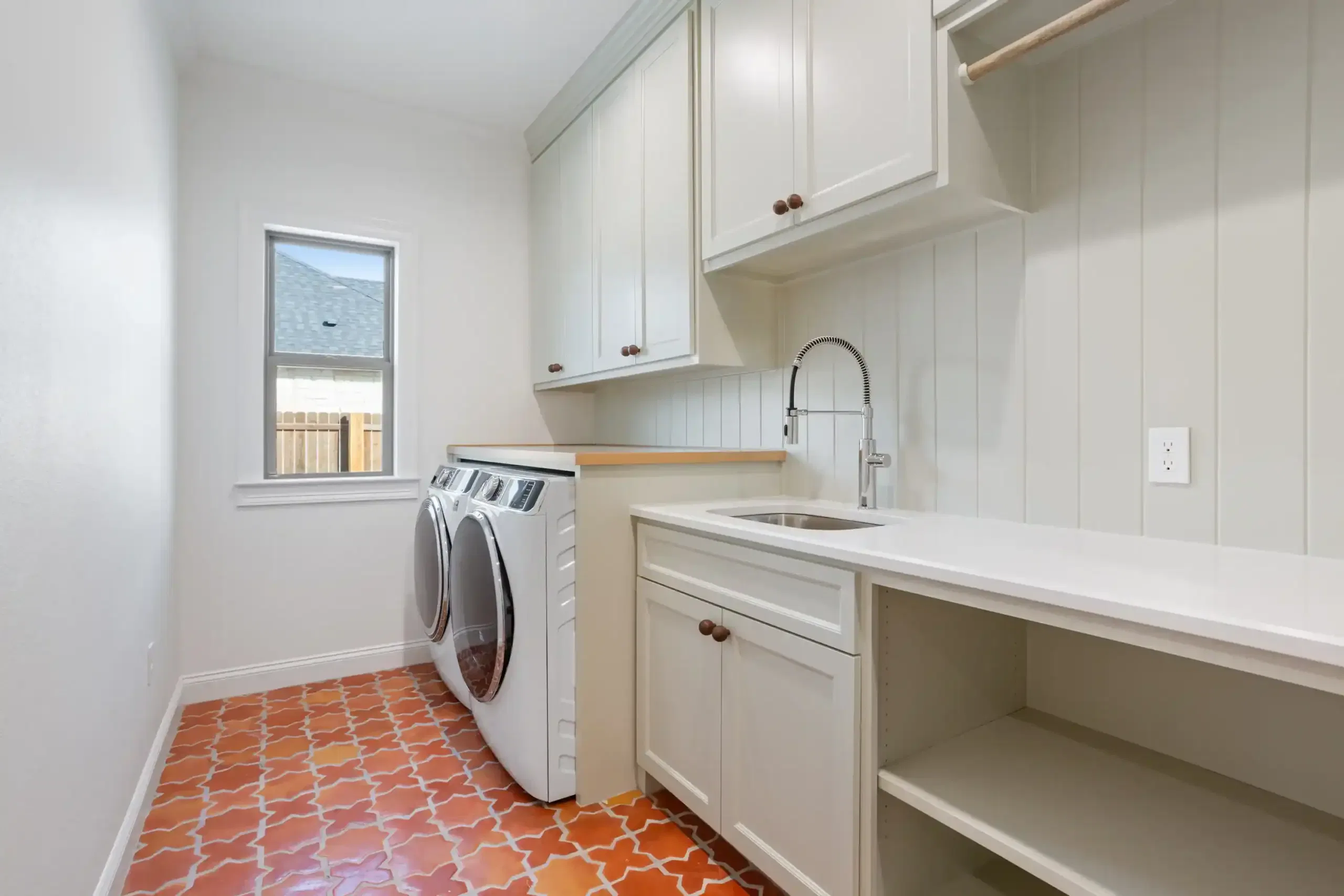 Keith Gunn Construction Waco, Texas Home builder - Washroom